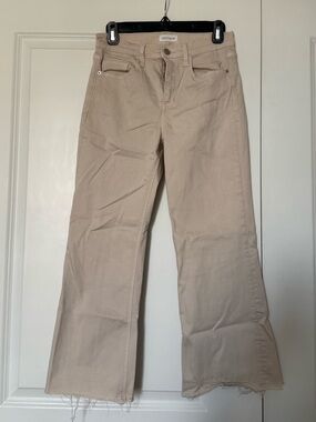 vestique Neutral Beige High-Rise Jeans